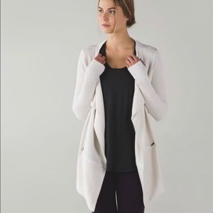 lululemon Resolution Wrap
